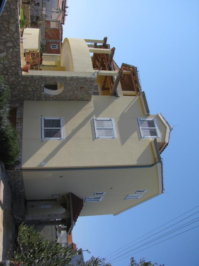 Apartment Megi Tribalj Kültér fotó
