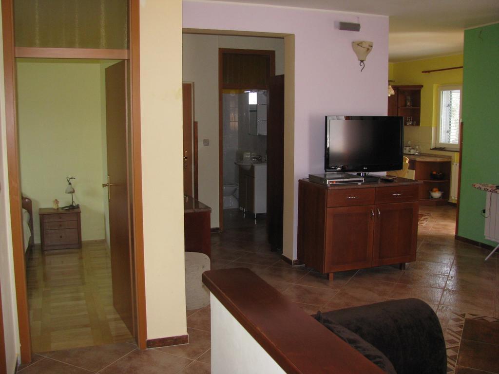 Apartment Megi Tribalj Szoba fotó