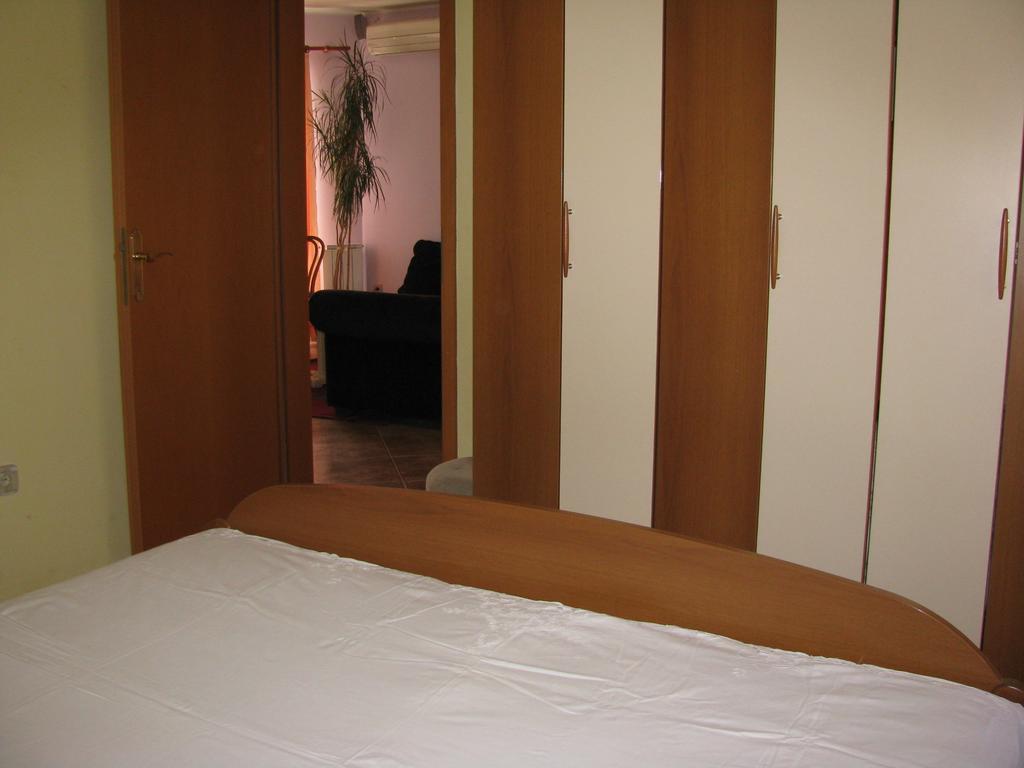Apartment Megi Tribalj Kültér fotó