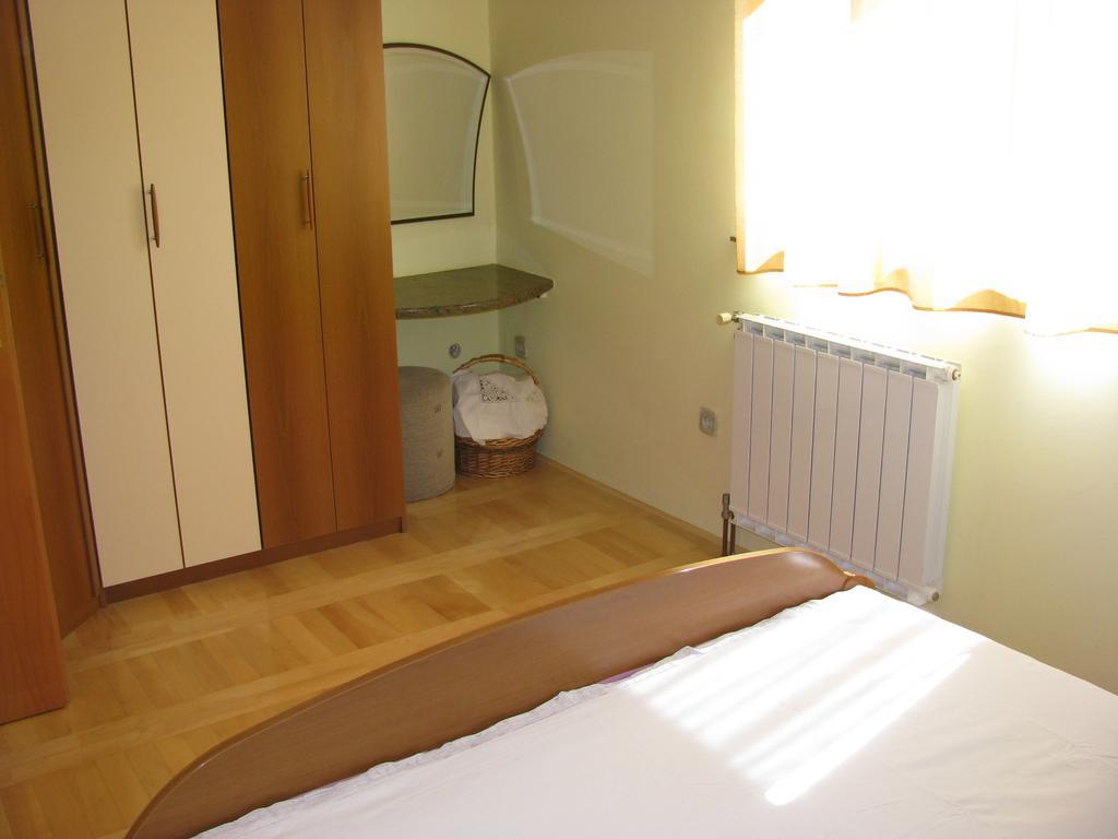 Apartment Megi Tribalj Szoba fotó